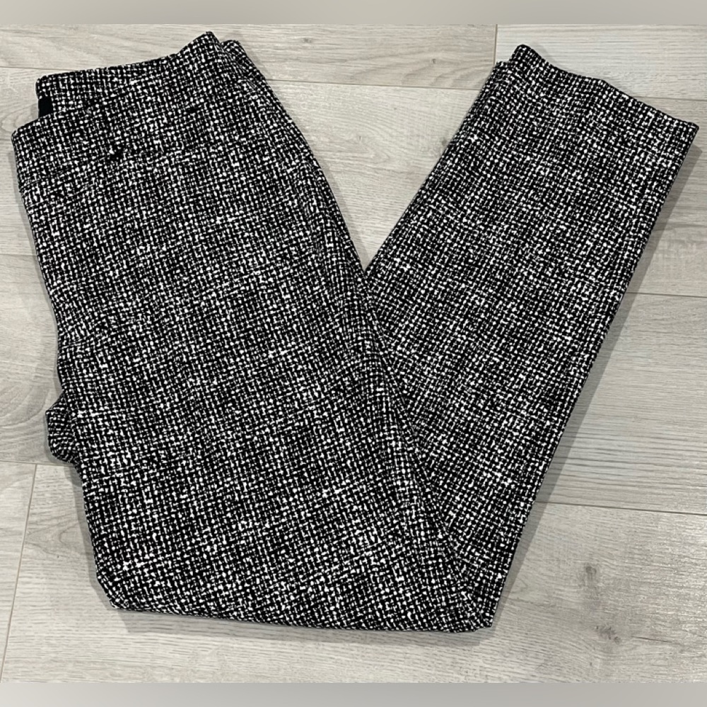 WHITE HOUSE BLACK MARKET Slim Ankle Pants, Size 0R